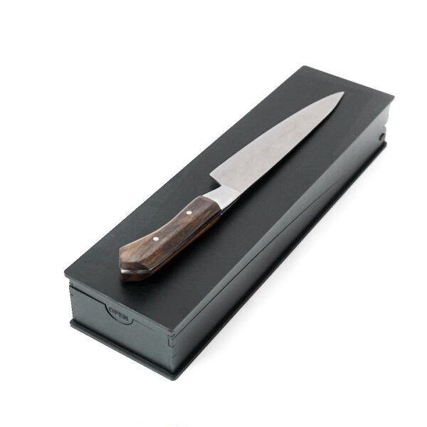 CUCHILLO N° 19